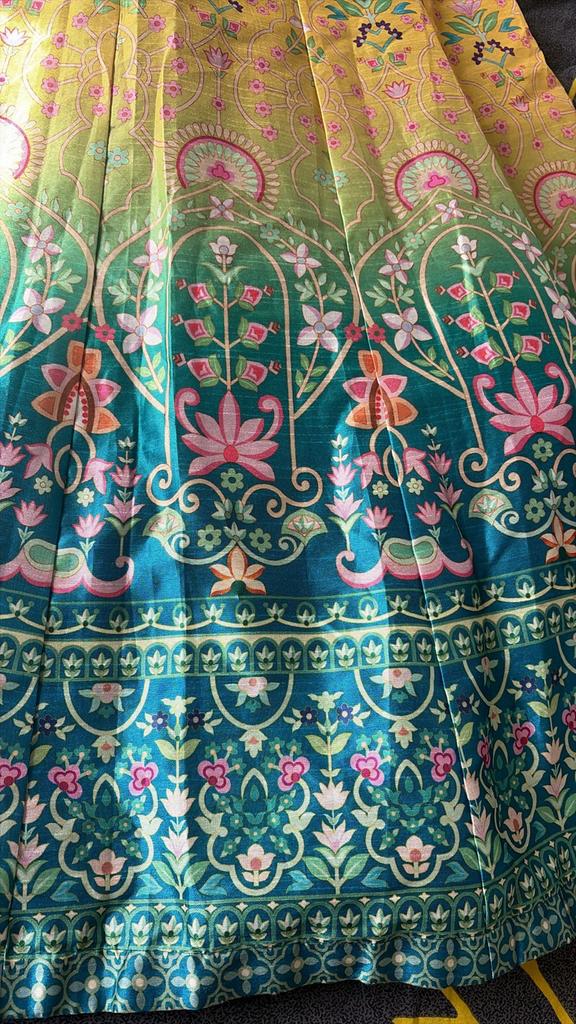 Indiase Lehenga Choli - for 11 years old, Ophalen, Zo goed als nieuw, Meisje, Jurk of Rok
