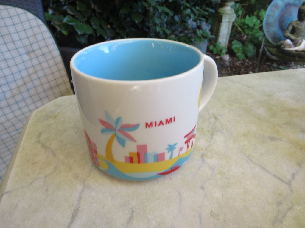 Starbucks grote mok, souvenir Miami, Florida, USA, Huis en Inrichting, Keuken | Servies, Overige merken, Zo goed als nieuw, Overige stijlen