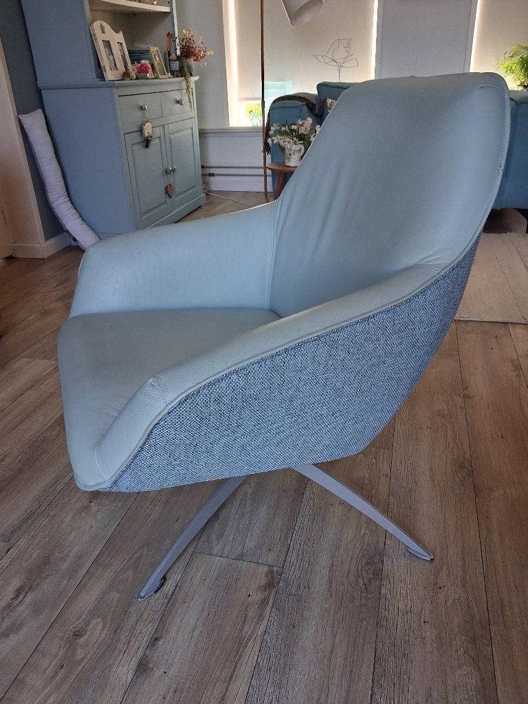 Draaifauteuil Montel, Huis en Inrichting, Fauteuils, Ophalen, Zo goed als nieuw, 50 tot 75 cm, Leer
