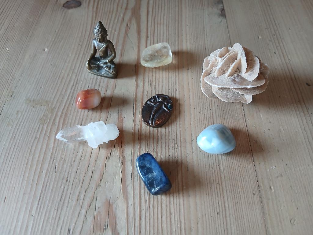 Boeddha, edelstenen, zandroos, engel, Ophalen, Gebruikt