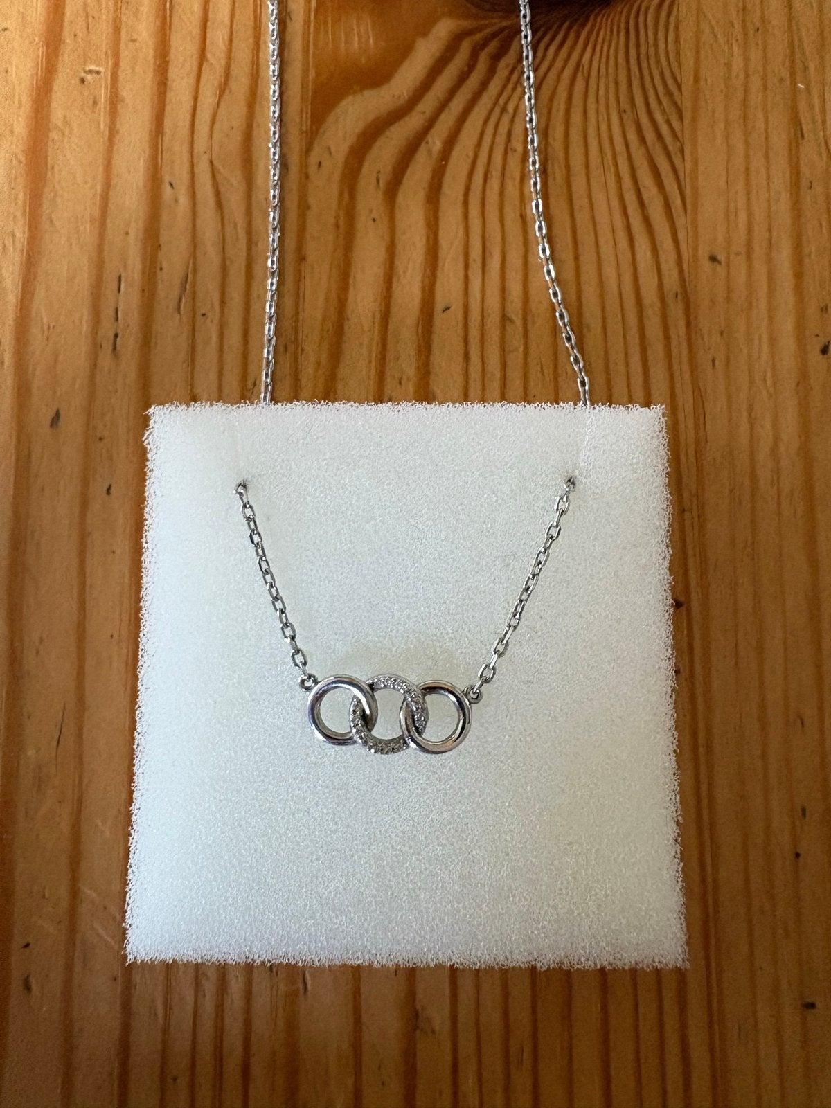 Zinzi zilveren ketting met drie ringen en zirconia, Ophalen of Verzenden, Zo goed als nieuw, Zilver, Met kristal