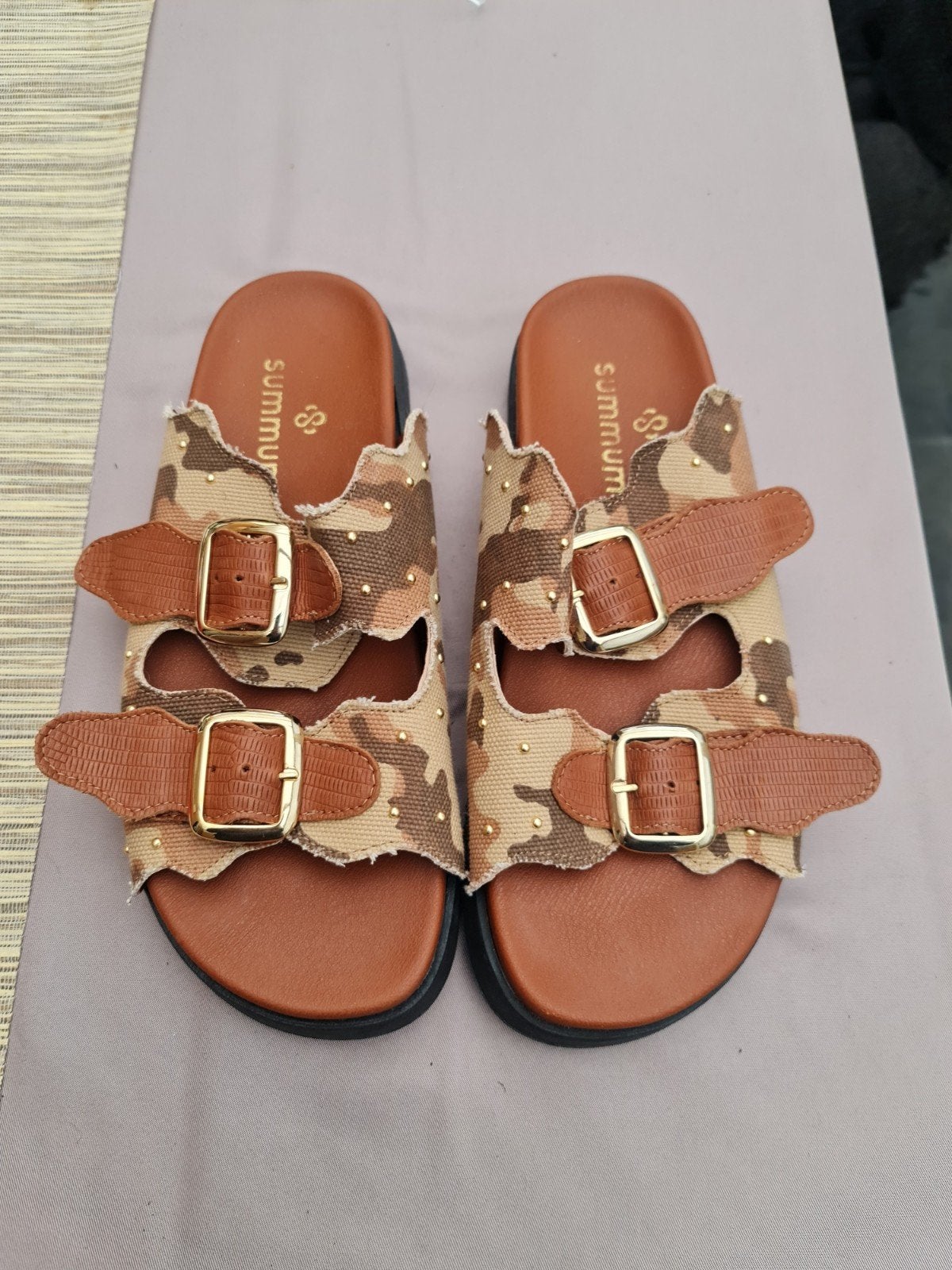 Nieuwe Summum slippers/sandalen maat 41 - camouflage print, Kleding | Dames, Slippers, Summum, Overige kleuren, Nieuw