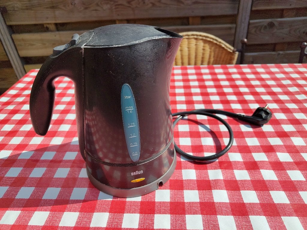 Waterkoker Braun, Witgoed en Apparatuur, Waterkokers, 1 tot 2 liter, Ophalen, Gebruikt
