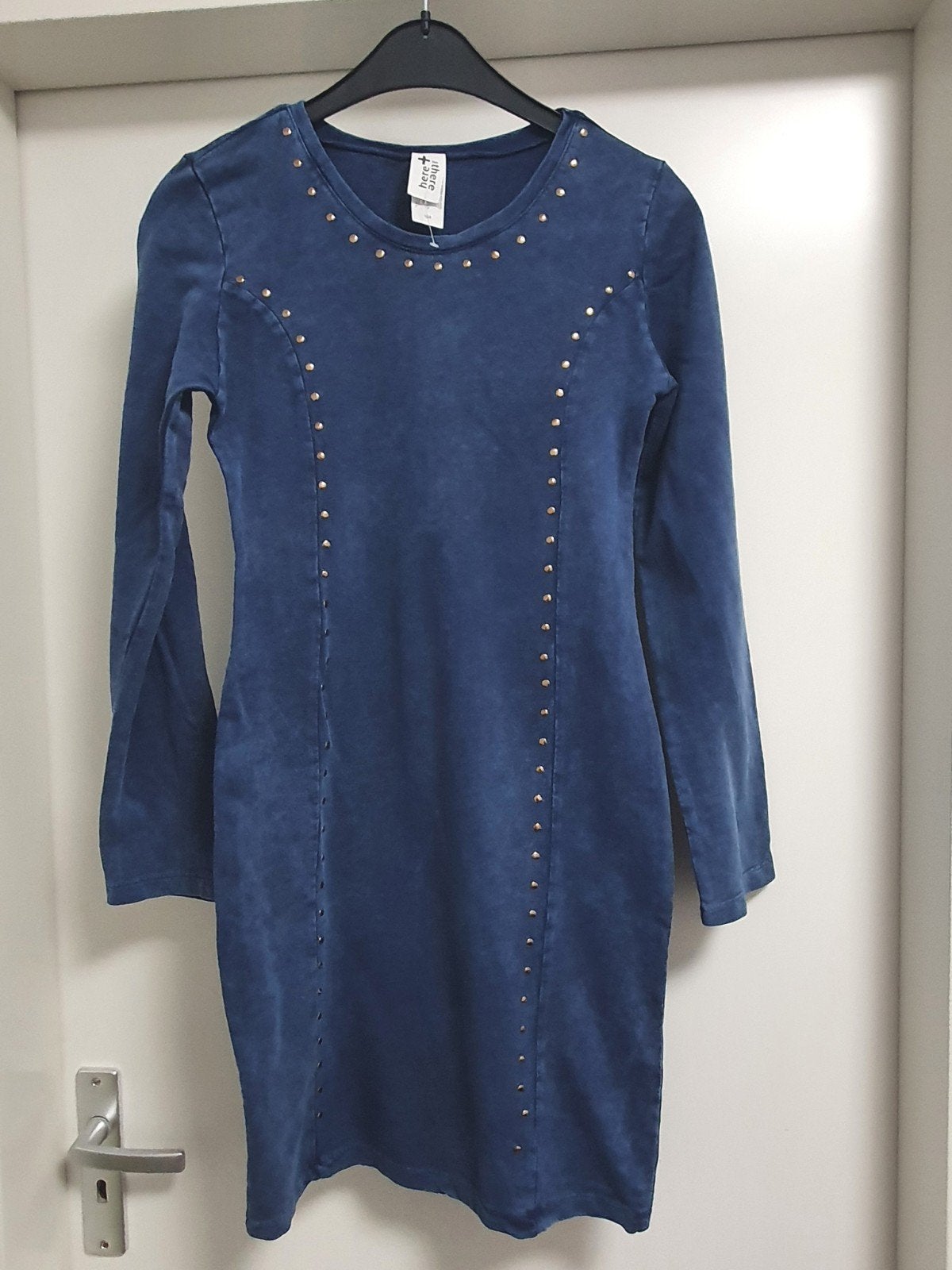 Blauwe jurk met studs - Here & There (C&A), Meisje, Ophalen of Verzenden, Zo goed als nieuw, Jurk of Rok