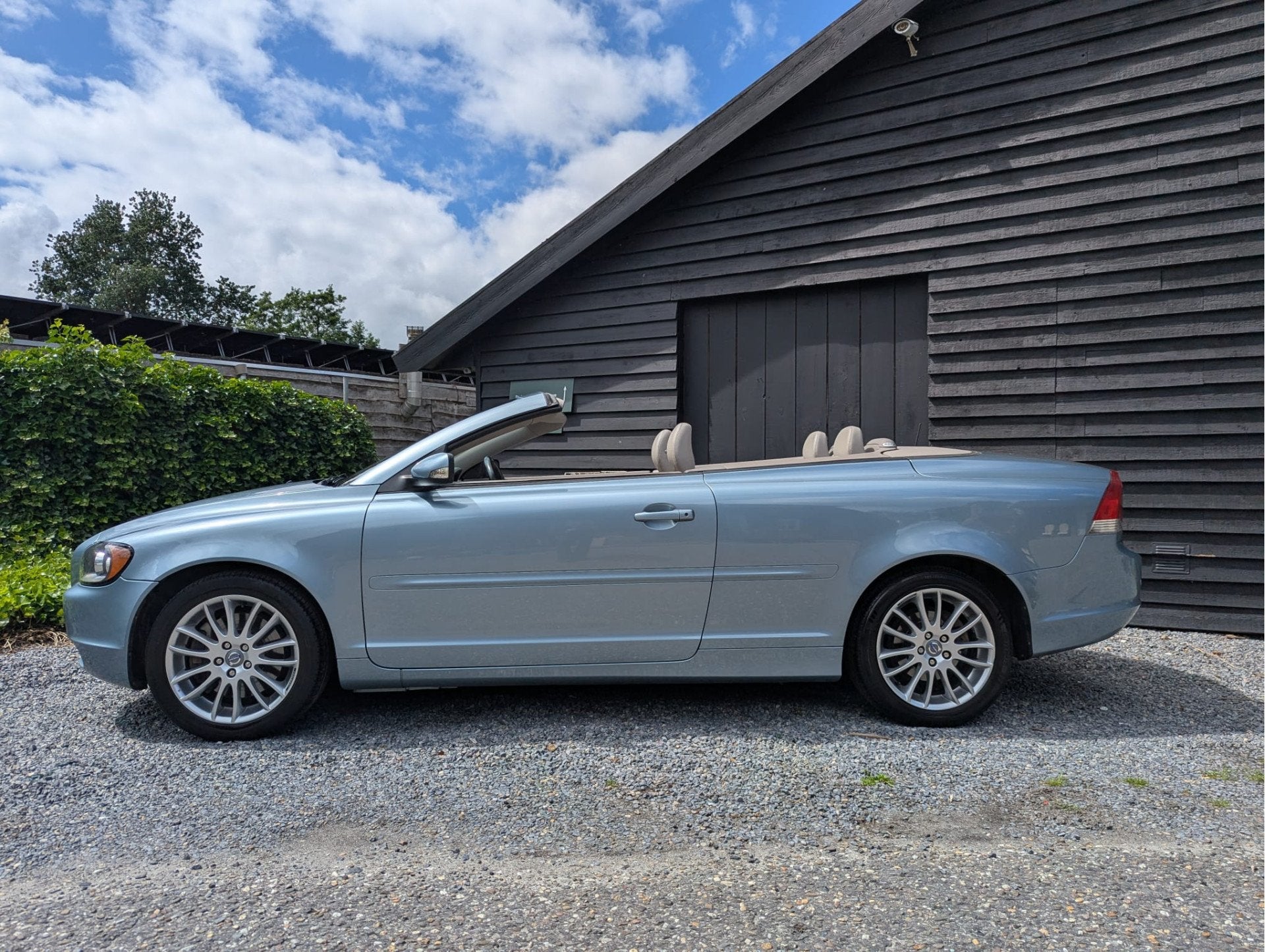 Volvo C70 Convertible 2.4i Kinetic (bj 2007), Auto's, Volvo, Voorwielaandrijving, C70, Gebruikt, Beige