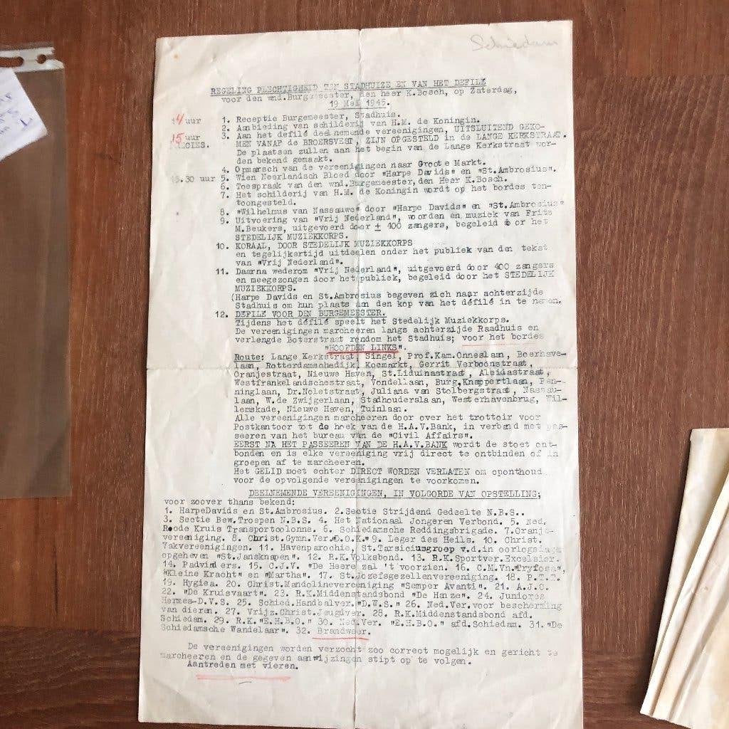 Bevrijding Schiedam. Regeling plechtigheid ten stadhuize, Boeken, Oorlog en Militair, Tweede Wereldoorlog, Verzenden, Zo goed als nieuw