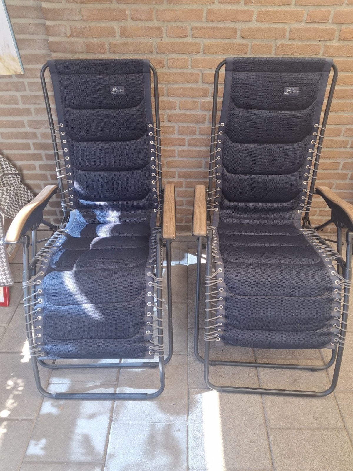 2x Comfortabele relaxstoelen voor buiten