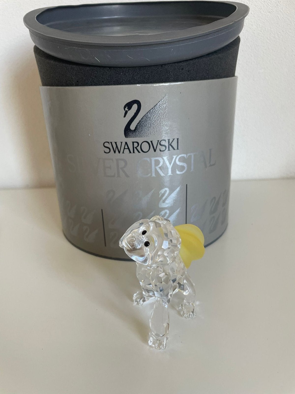 Swarovski Gorillajong Kristalbeeldje met Bananen, Verzamelen, Swarovski, Ophalen of Verzenden, Zo goed als nieuw, Figuurtje