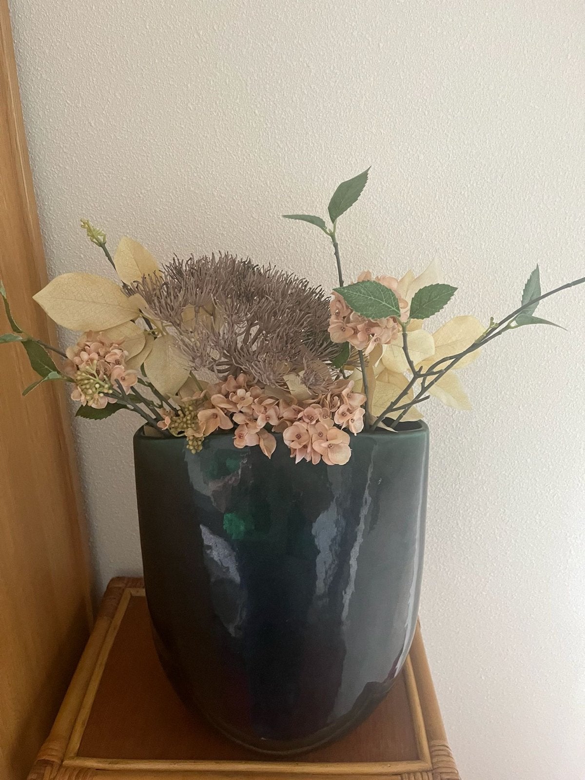 Groene vaas mer kunstbloemen, Ophalen, Zo goed als nieuw