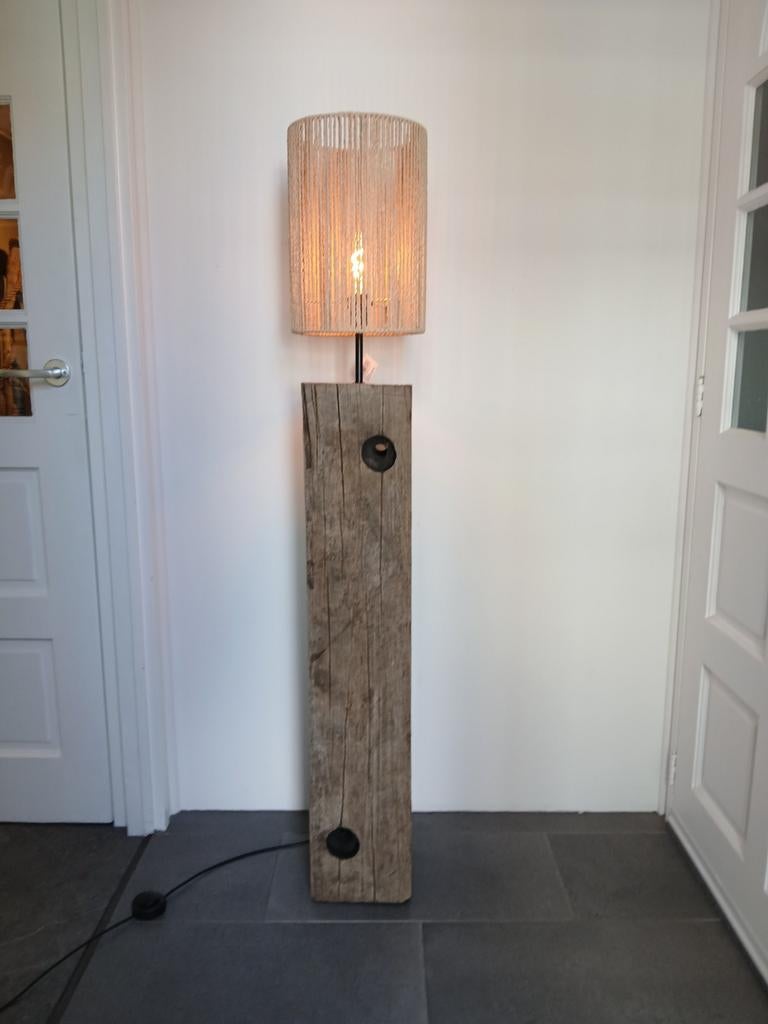 Stoere meerpaallamp hardhout, Ophalen, Stoer sober landelijk drijfhout meerpaal, 100 tot 150 cm, Nieuw