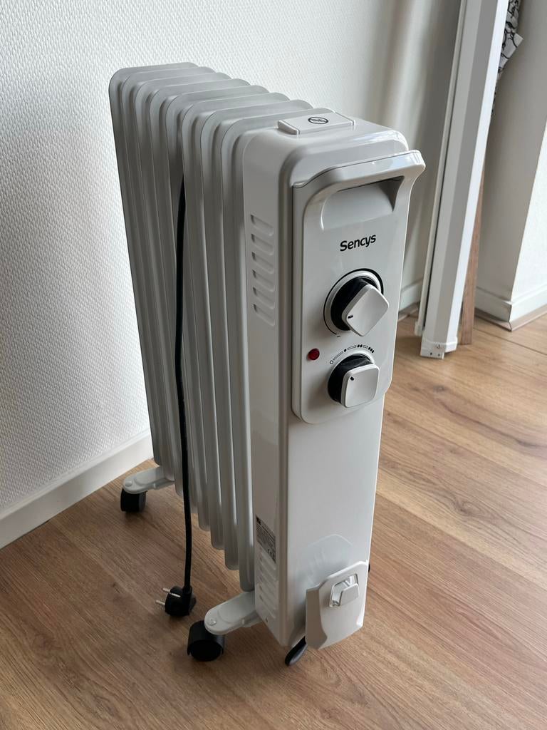Sencys olieradiator / elektrische verwarming – snel warm, Ophalen, 30 tot 80 cm, Radiator, Minder dan 60 cm