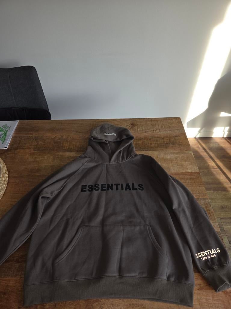 Essentials Trainingspak grijs maat L, Kleding | Heren, Verzenden, Nieuw, Essentials