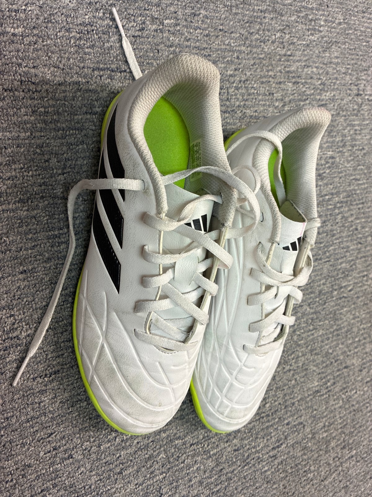 Adidas Copa zaalvoetbalschoenen - maat 37 1/3, Gebruikt, Maat XS of kleiner, Schoenen, Ophalen of Verzenden