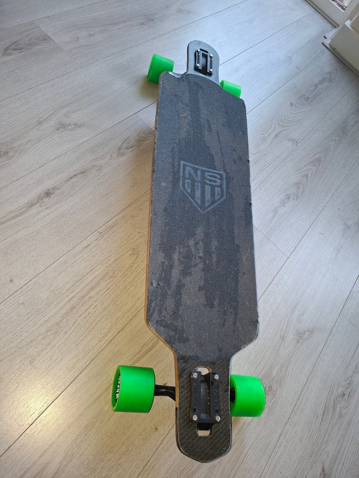 Longboard Never Summer Industries Soldier, Sport en Fitness, Skateboarden, Ophalen, Gebruikt, Skateboard, Longboard
