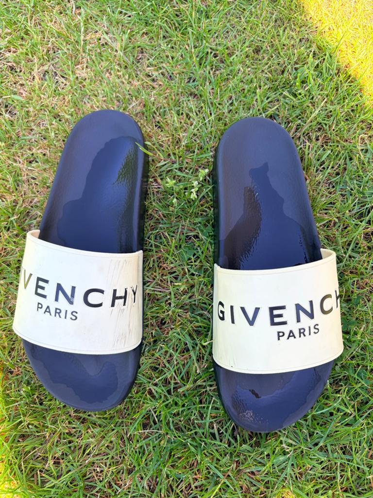 Originele Givenchy slippers - Maat 40, Ophalen of Verzenden, Gedragen, Slippers