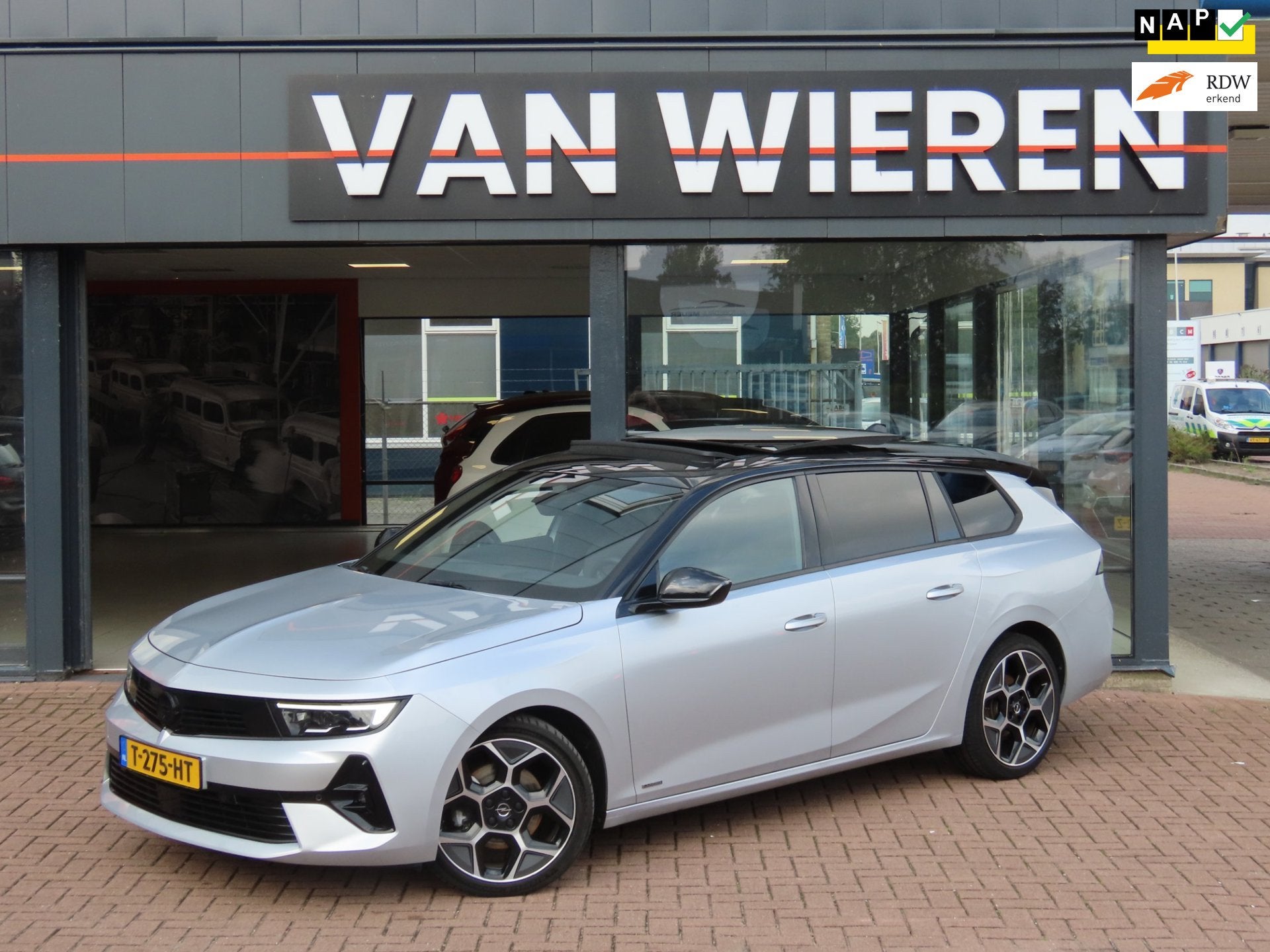 Opel Astra Sports Tourer 1.2 Aut. Ultimate Pano Trekhaak HUD, 1199 cc, Origineel Nederlands, 3 cilinders, 131 pk