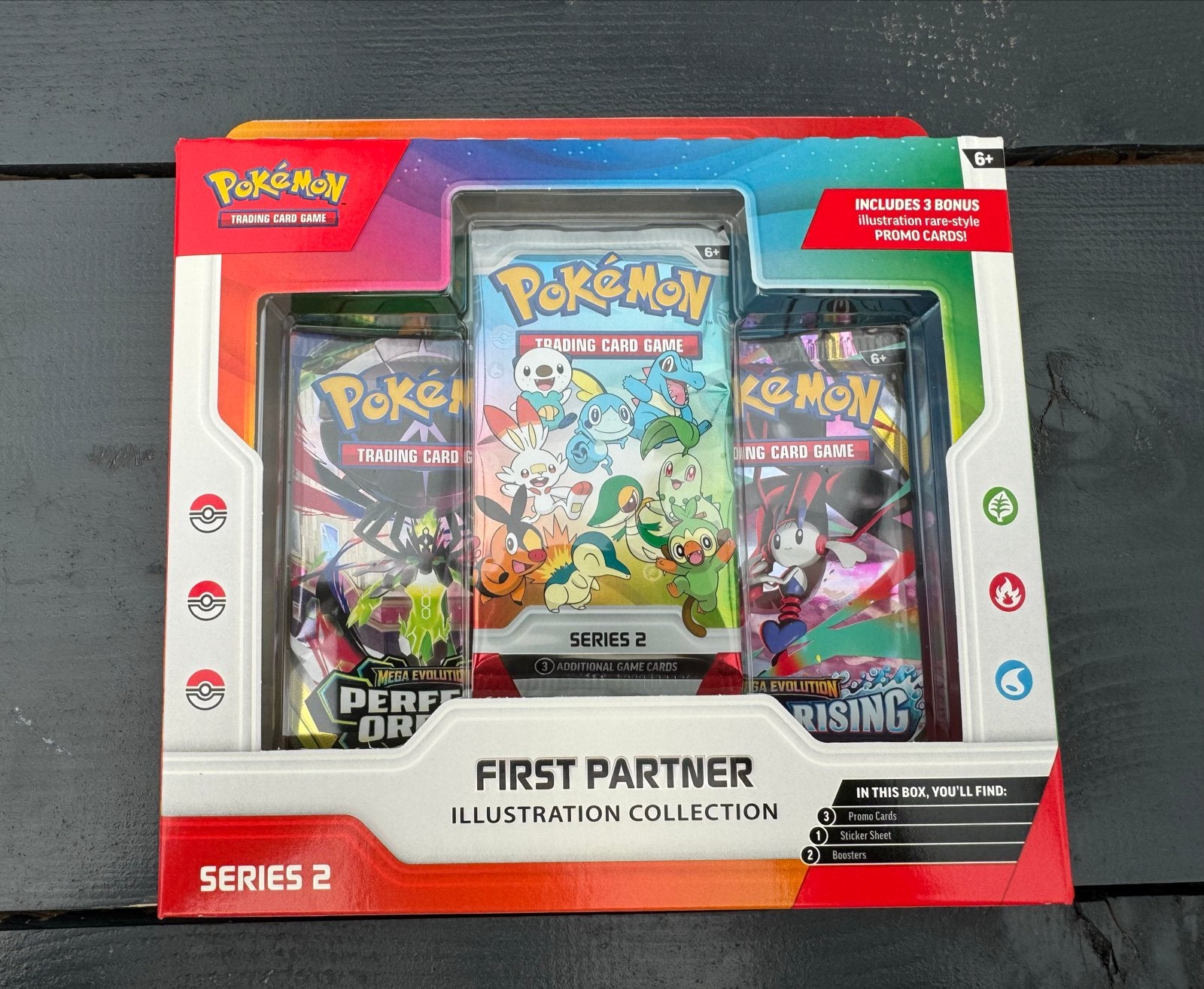 Pokémon First Partner Illustration Collection Series 2, Ophalen of Verzenden, Nieuw, Boosterbox