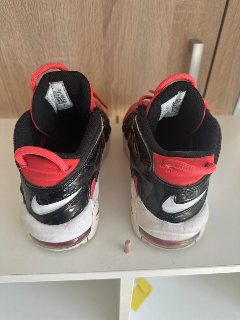 Nike Air More Uptempo GS DV2205-600 Red Lobster -Maat 37.5, Ophalen of Verzenden, Sneakers of Gympen, Gedragen, Rood