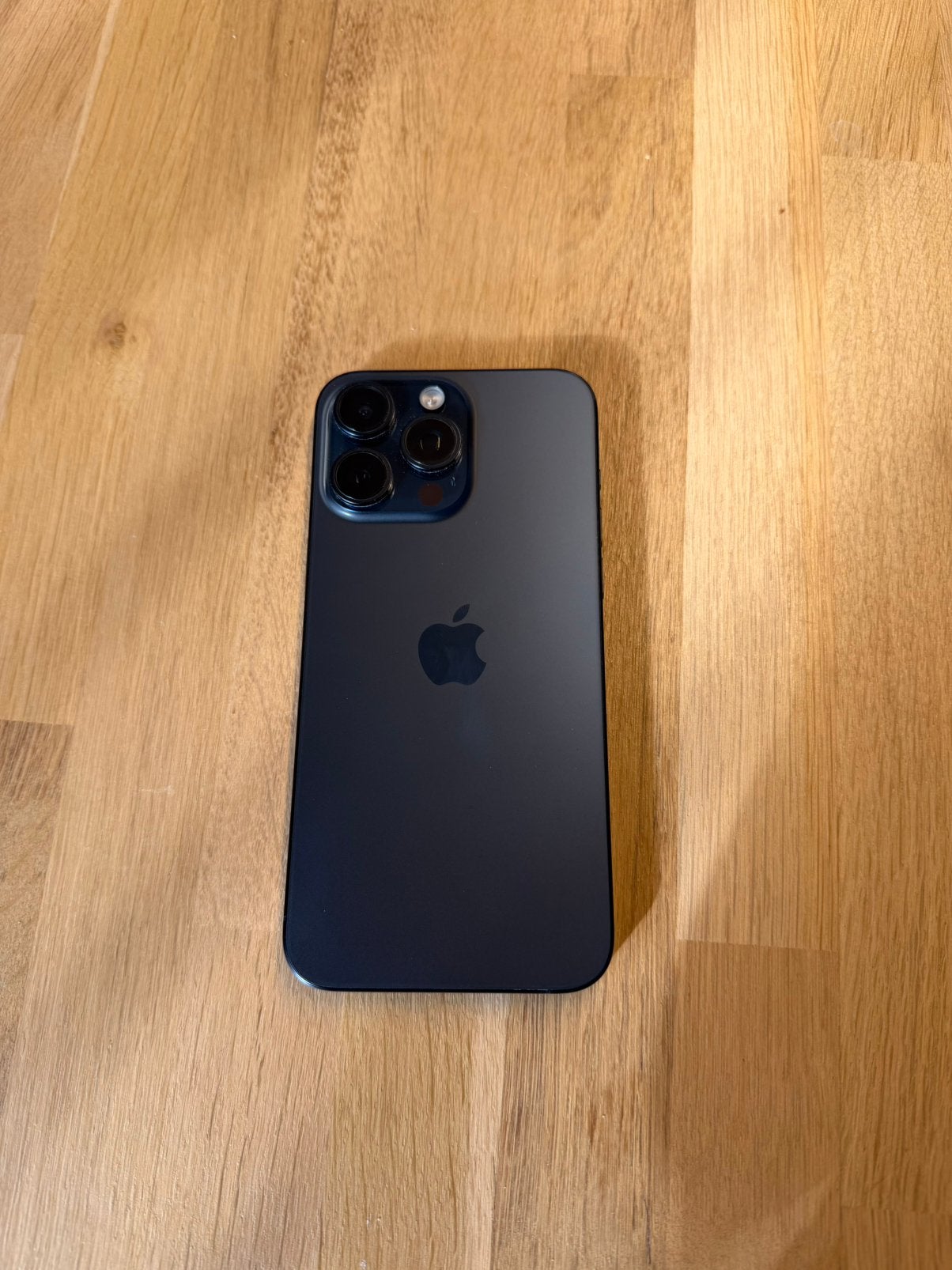 iPhone 15 Pro Max 256GB, Telecommunicatie, 86 %, Blauw, IPhone 15 Pro Max, Zo goed als nieuw