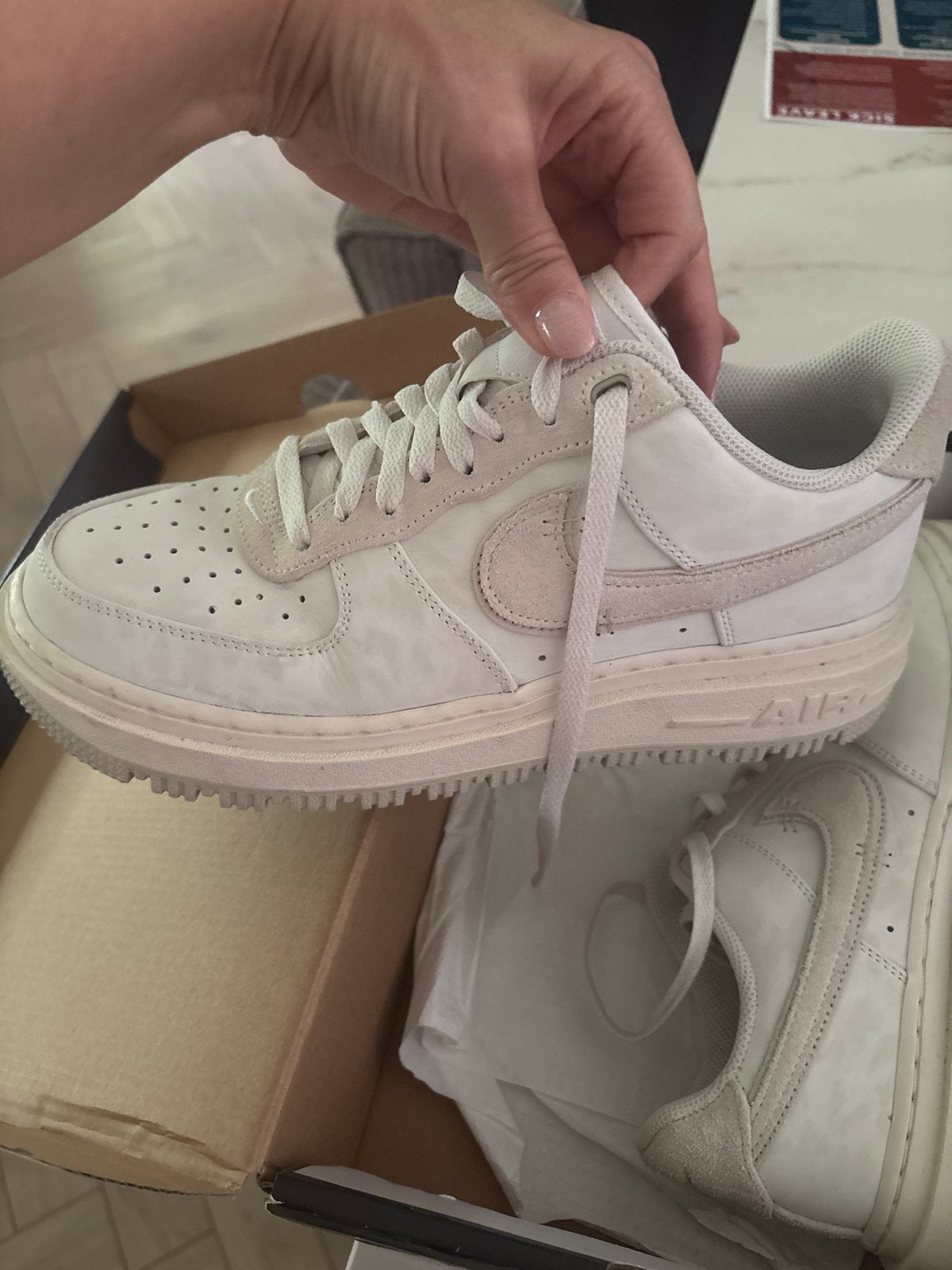 Nike Air Force 1 LV8 Utility - Wit/Grijs, Kleding | Dames, Schoenen, Gedragen, Sneakers of Gympen, Wit, Ophalen of Verzenden