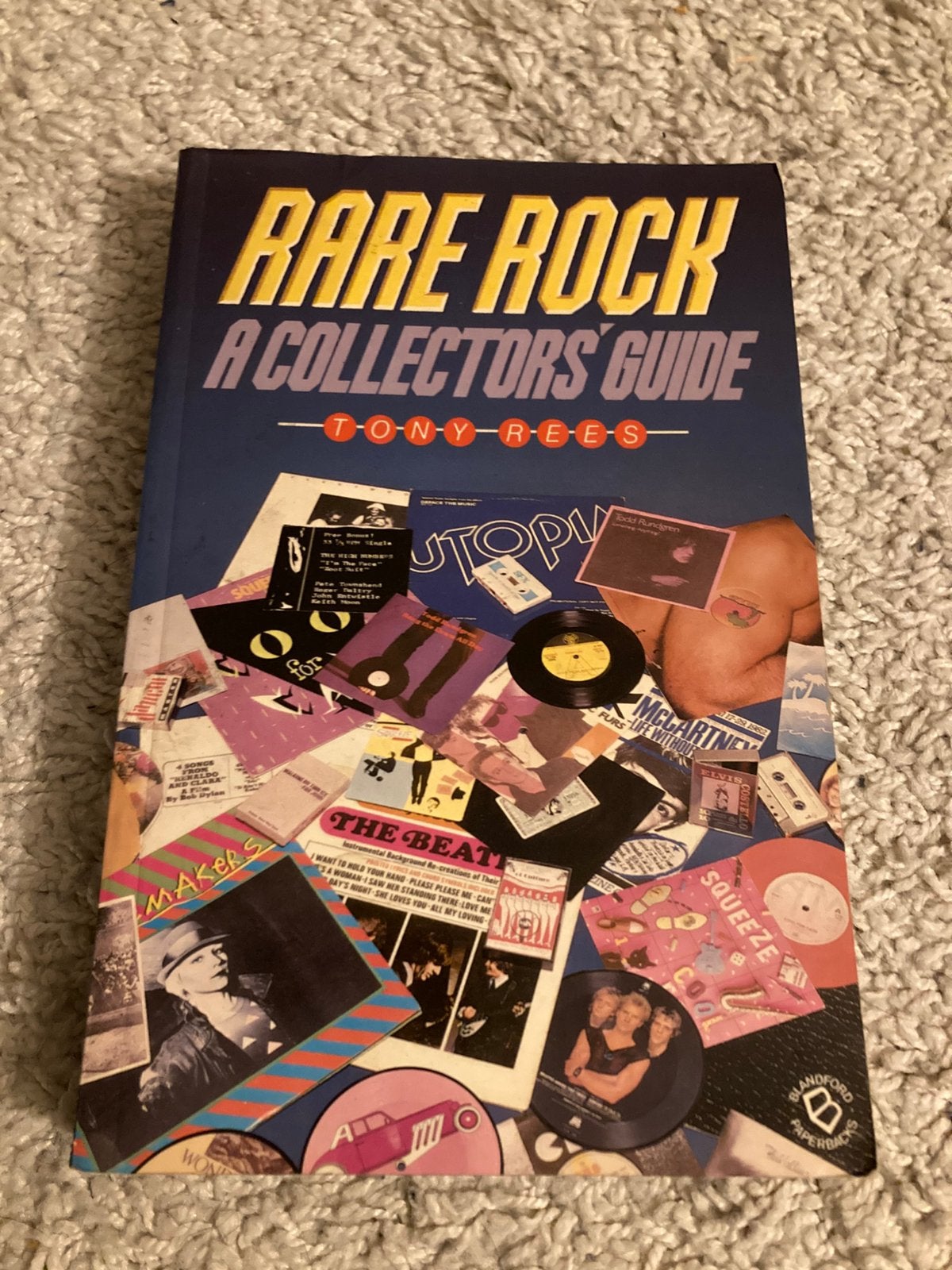 Rare Rock: A Collectors' Guide - Tony Rees, Ophalen of Verzenden, Zo goed als nieuw, Genre of Stijl