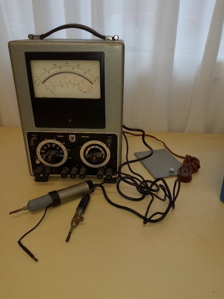 Philips buisvoltmeter GM6008, Ophalen