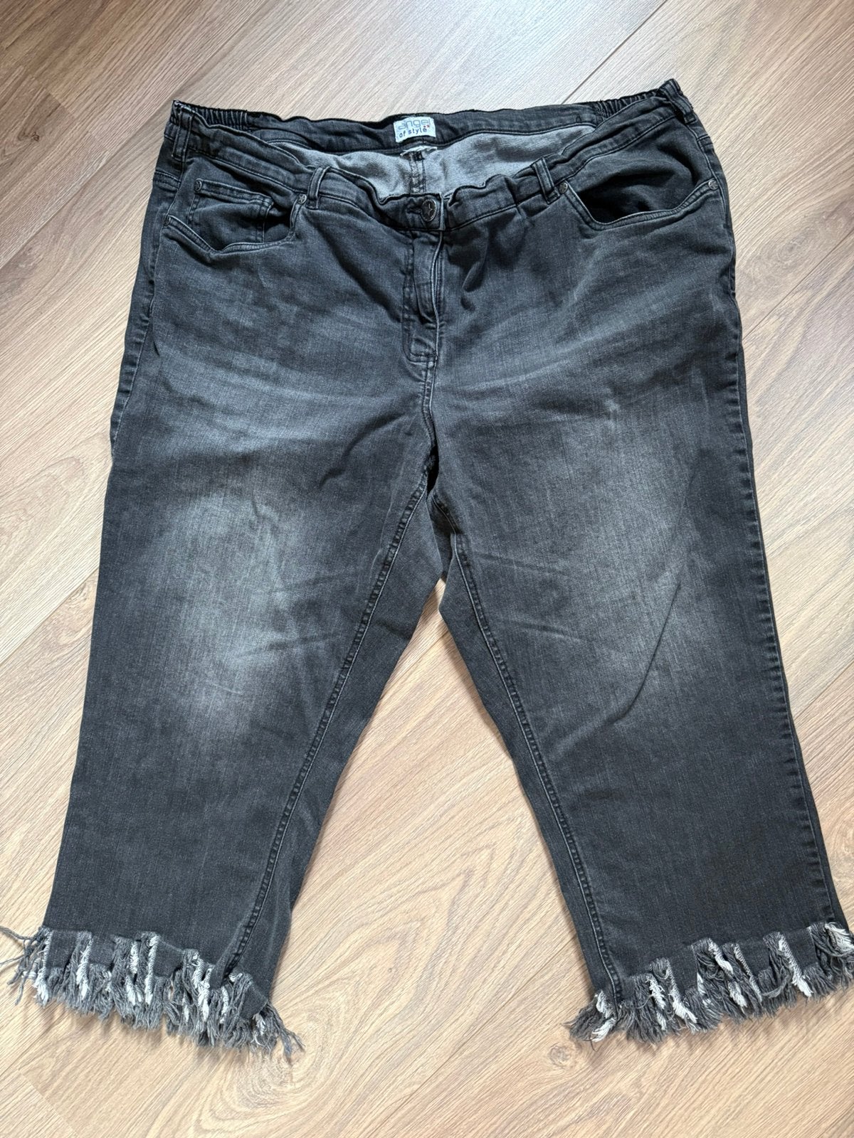 3/4 stoere brooek met leuke rafels 50-52, Zwart, Maat 46/48 (XL) of groter, Ophalen of Verzenden, Zo goed als nieuw