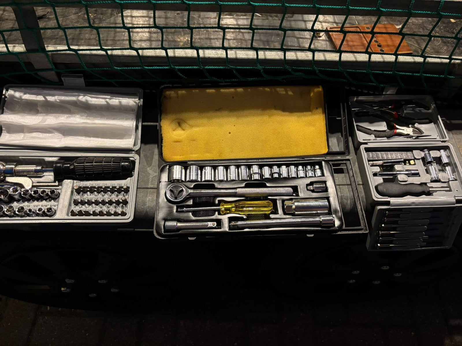 Partij gereedschap apperaten en doppensets, Ophalen, Zo goed als nieuw