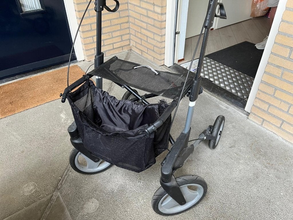rollator, Diversen, Ophalen, Opvouwbaar, Gebruikt