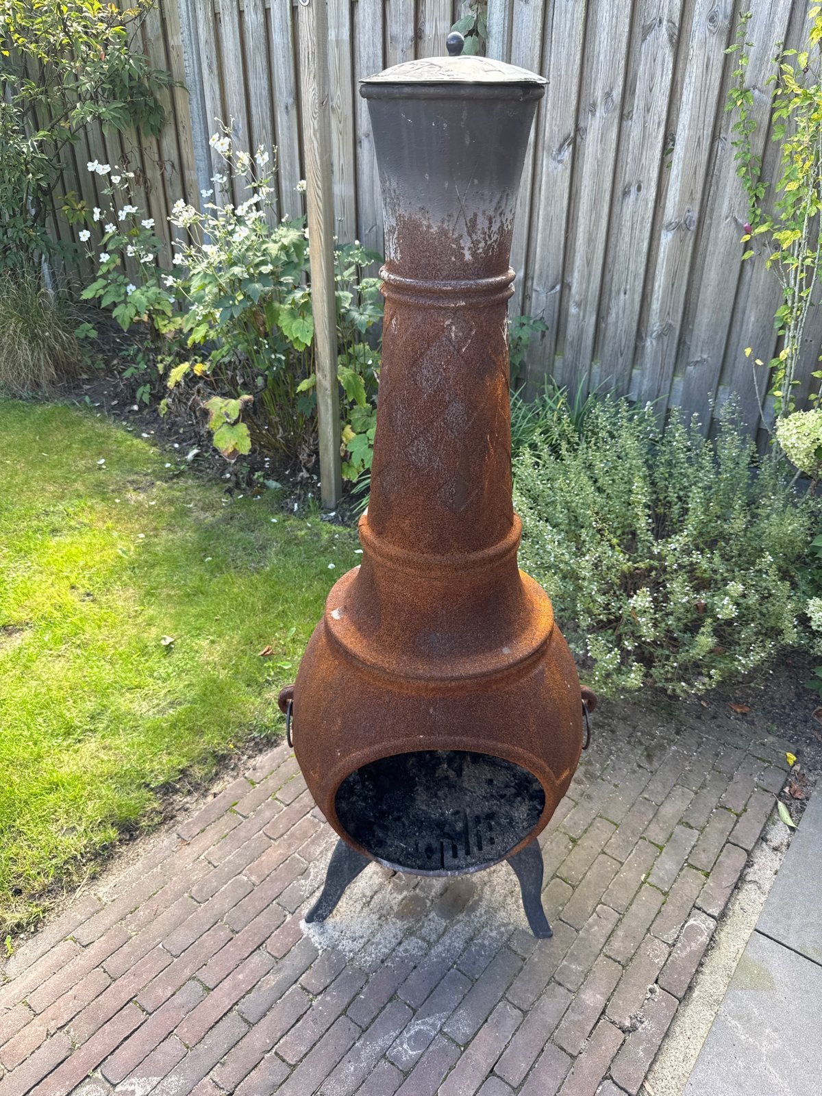 Gietijzeren buitenkachel - 145 cm hoog, Tuin en Terras, Ophalen, Gebruikt, Vuurton