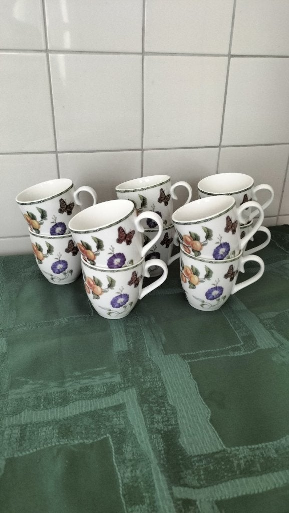 6 Grote , 17 kleine mokjes , roomkannetje , Fruit & Flowers, Nieuw, Ophalen of Verzenden, Overige stijlen, Kop(pen) en/of Schotel(s)