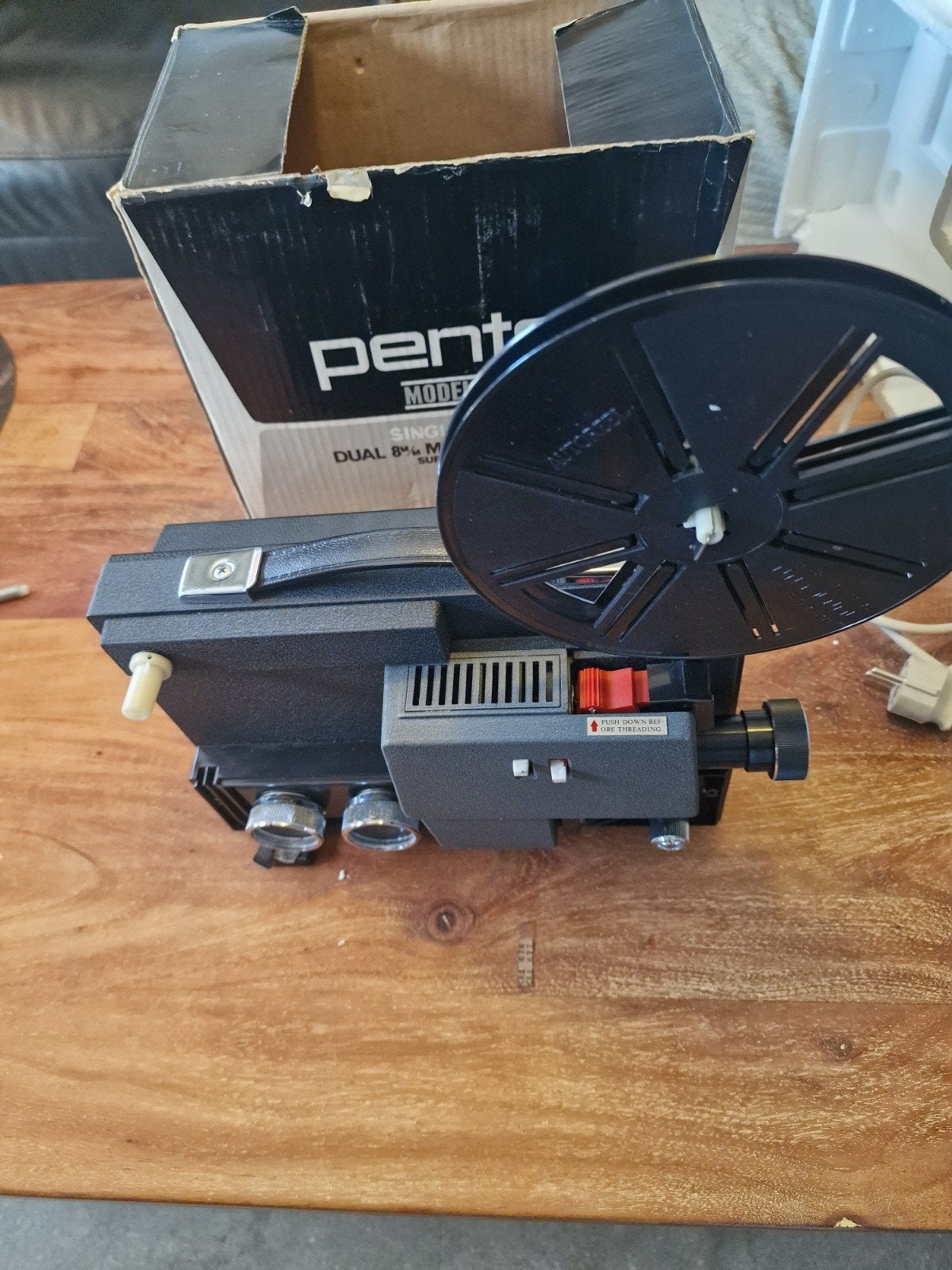 Pentor Model 924 Dual 8mm Filmprojector - Super 8/Regular 8, Audio, Tv en Foto, Filmrollen, Ophalen of Verzenden, Accessoire