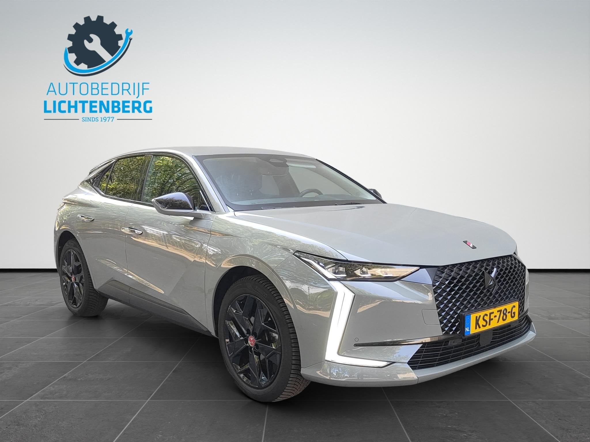 DS 4 1.2 PureTech Performance Line Trekhaak / Adaptive / Mem, Auto's, 1328 kg, Gebruikt, Euro 6, 1199 cc