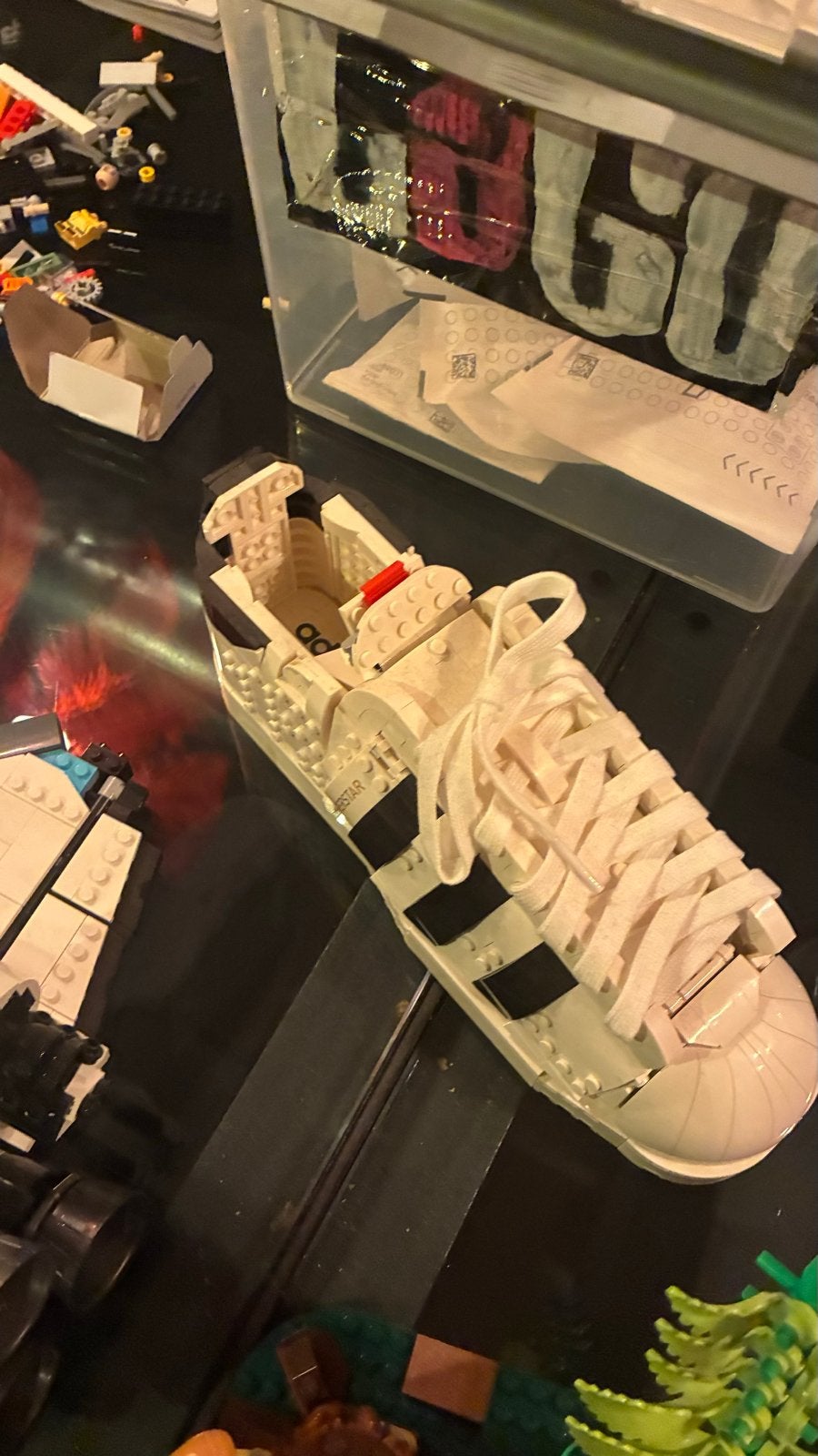Lego Adidas Superstar Sneaker - Bouw je eigen icoon!, Ophalen, Zo goed als nieuw, Overige merken
