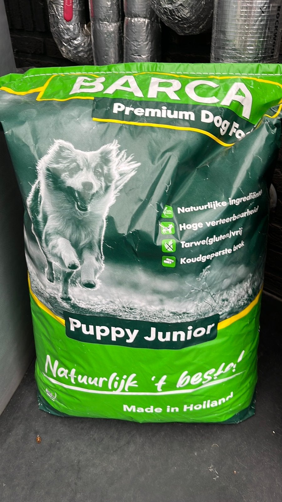 2 nieuwe ongeopende zakken Barca puppy Junior brokken, Ophalen, Nieuw