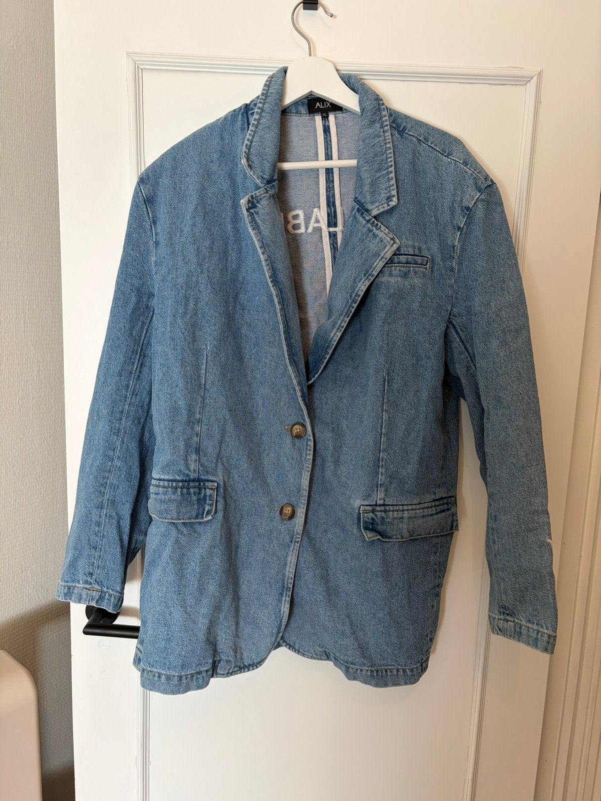 Spijkerjas Alix the Label XL, Ophalen of Verzenden, Zo goed als nieuw, Maat 46/48 (XL) of groter, Blauw