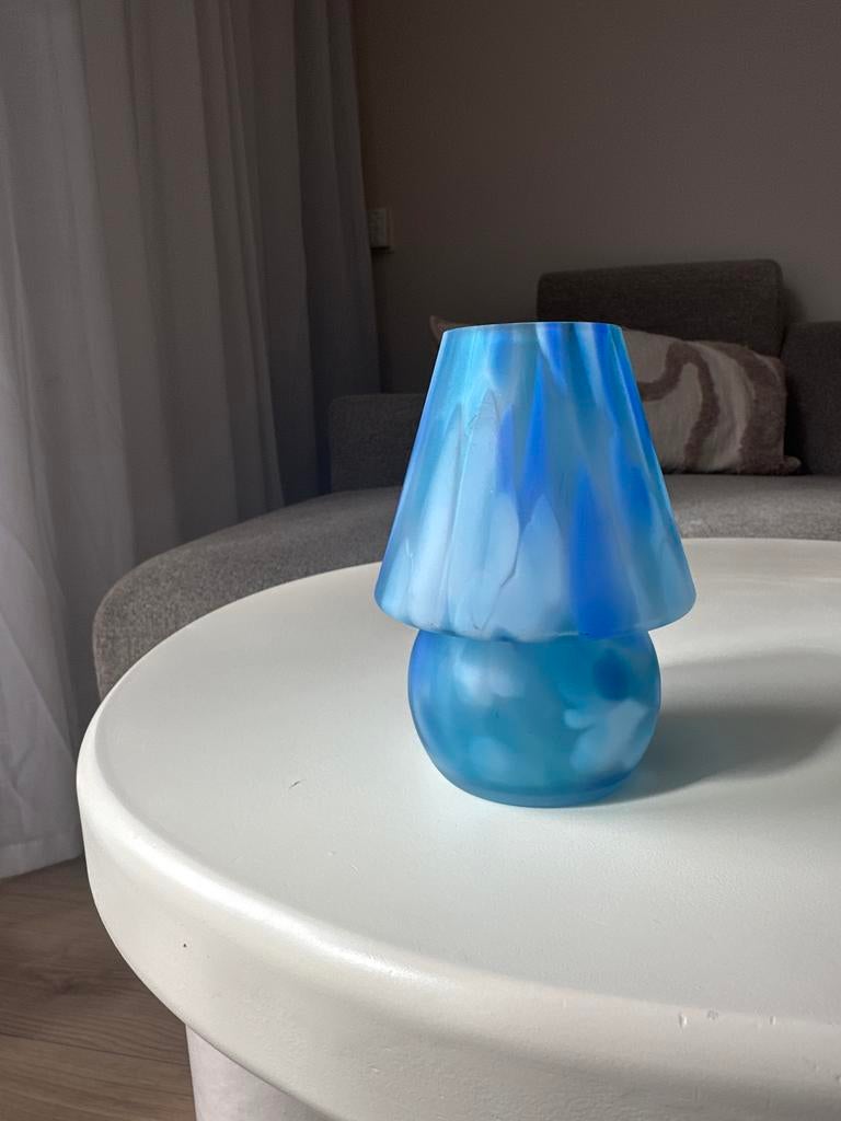Blauwe glazen tafellamp - paddestoel design, Ophalen of Verzenden, Zo goed als nieuw, Glas, Minder dan 50 cm