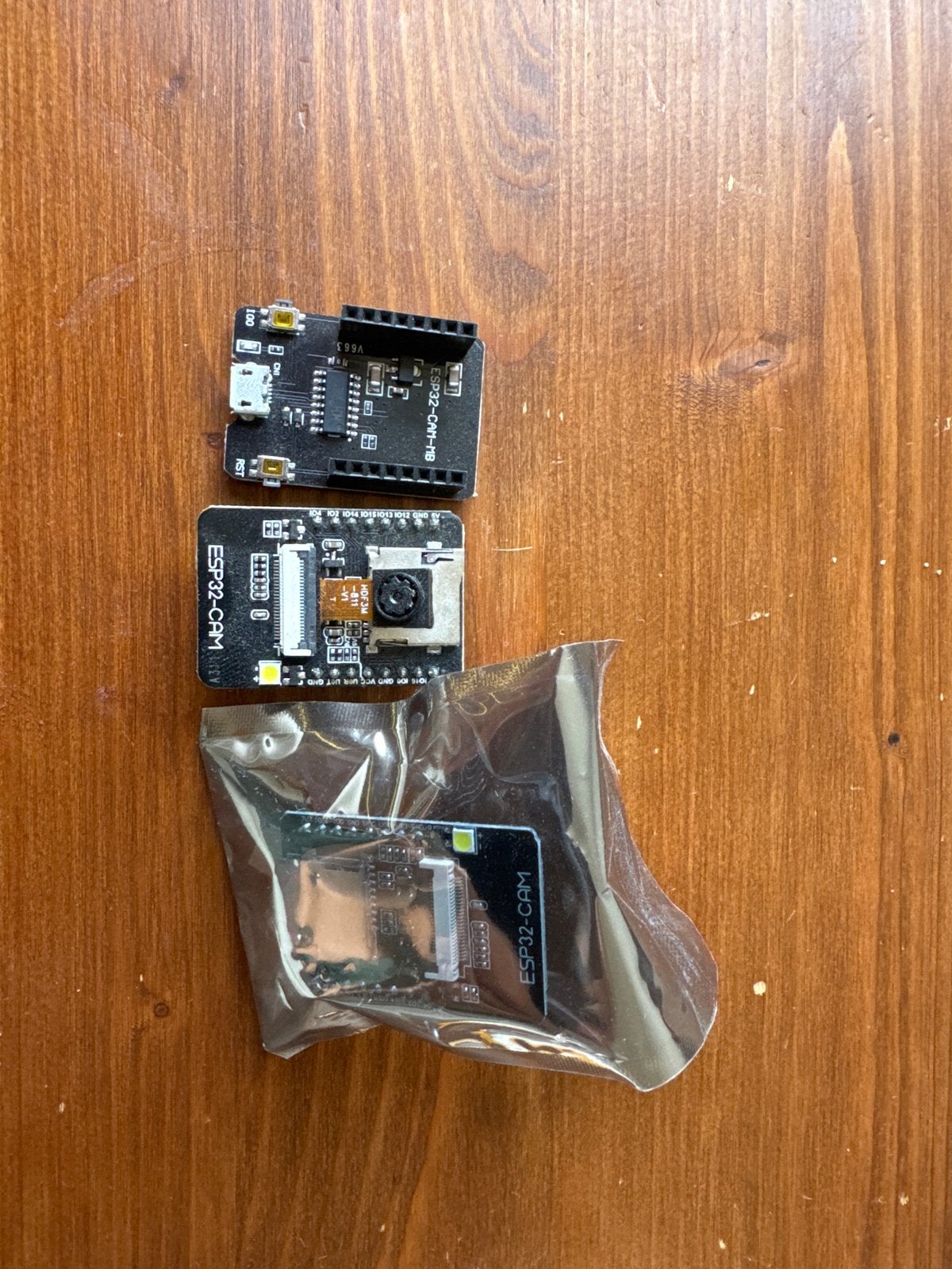 2x ESP32 CAM met ESP32 CAM MB Programmeur, Ophalen of Verzenden, Zo goed als nieuw