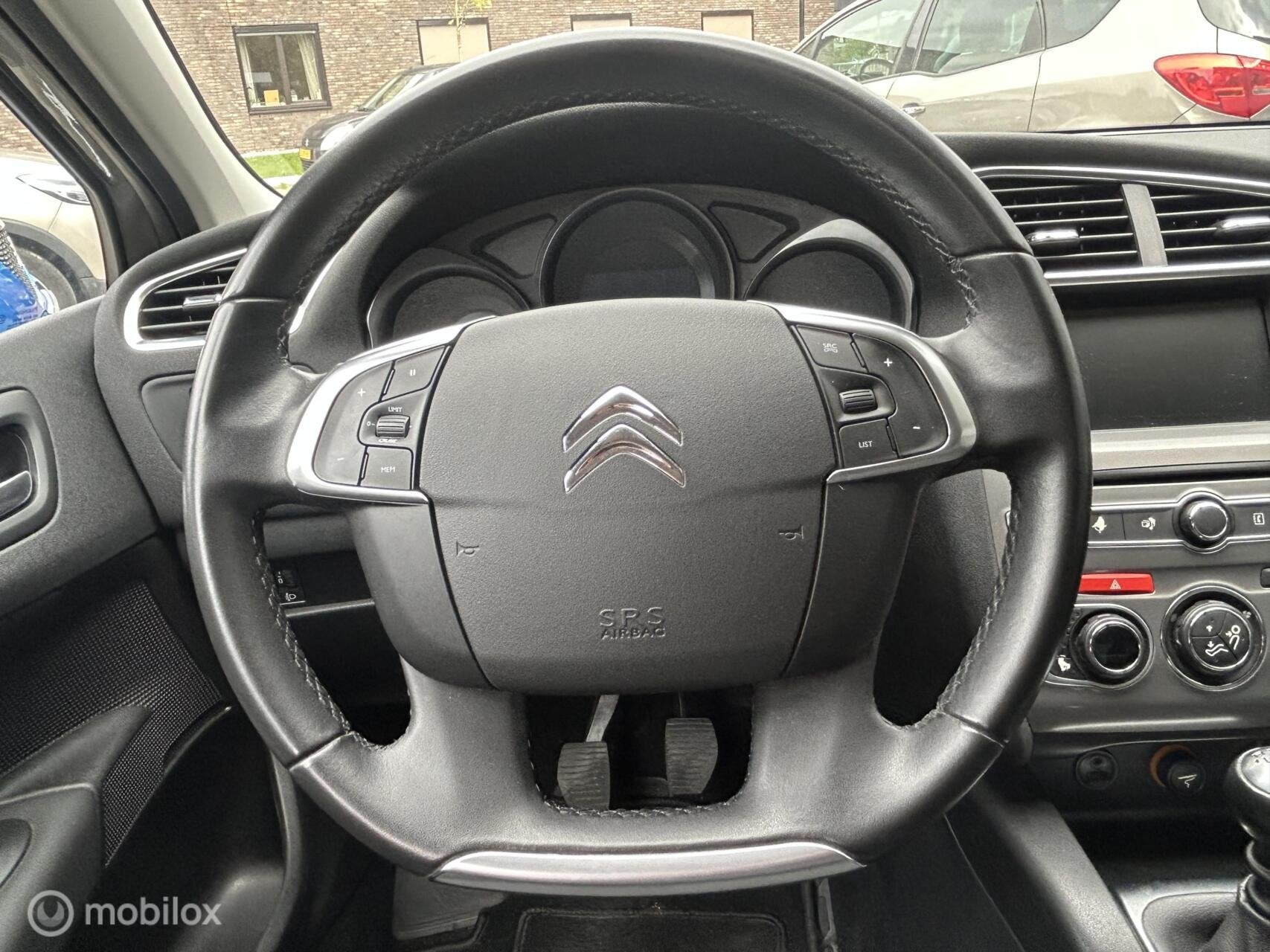 Foto 14 van Citroen C4 1.2 T 130 Pk Feel Collection