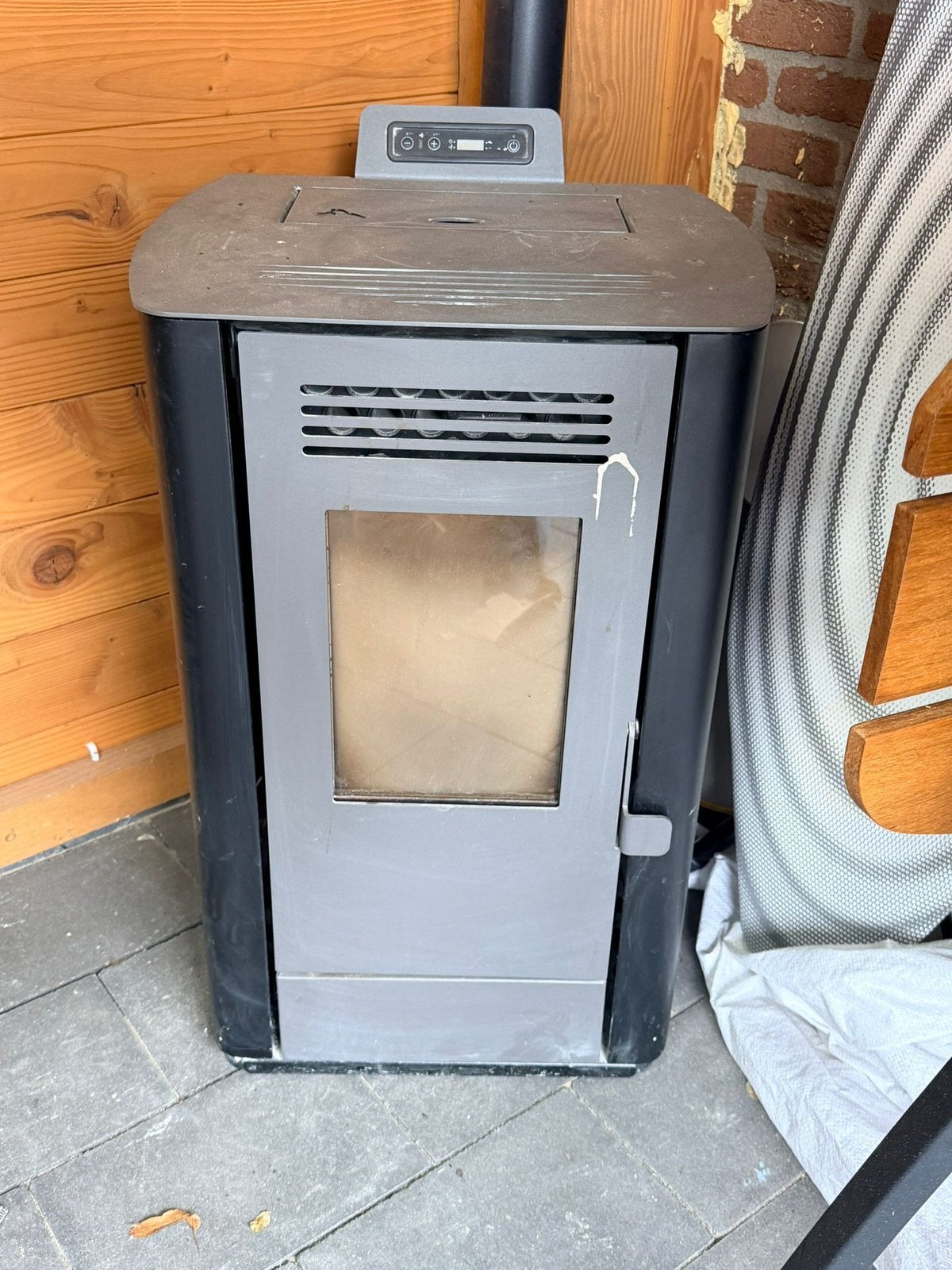 Pelletekachel, Ophalen, Gebruikt, Overige brandstoffen, Pelletkachel