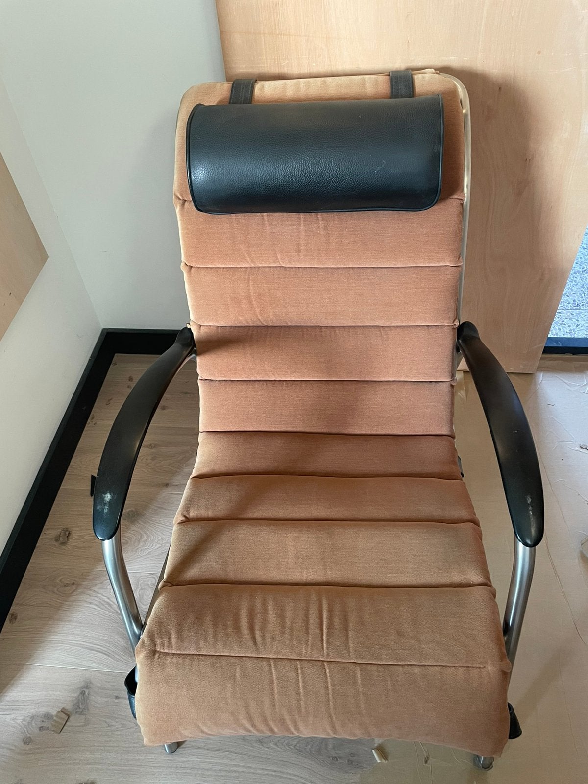 Relax stoel, Huis en Inrichting, Fauteuils, Ophalen, Zo goed als nieuw, 50 tot 75 cm