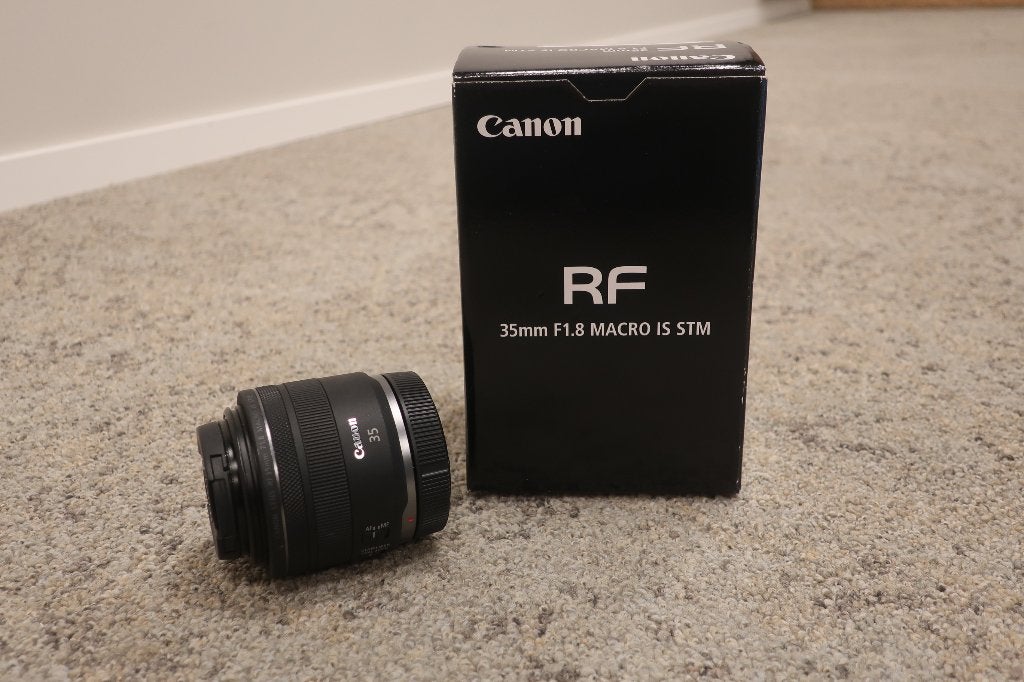 Canon RF 35mm f/1.8 IS STM, Audio, Tv en Foto, Fotografie | Lenzen en Objectieven, Ophalen of Verzenden, Zo goed als nieuw, Groothoeklens
