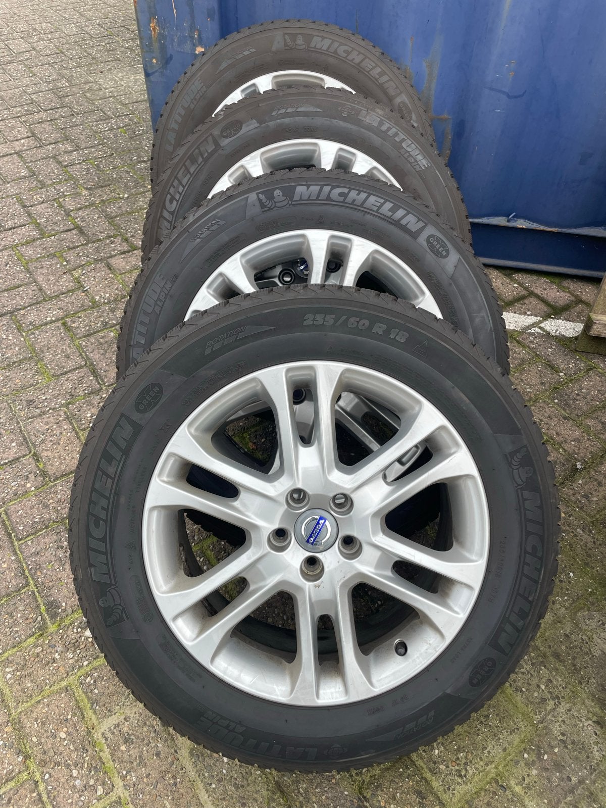 Originele Volvo XC60 velgen met Michelin winterbanden, Ophalen, 18 inch, Gebruikt, Banden en Velgen