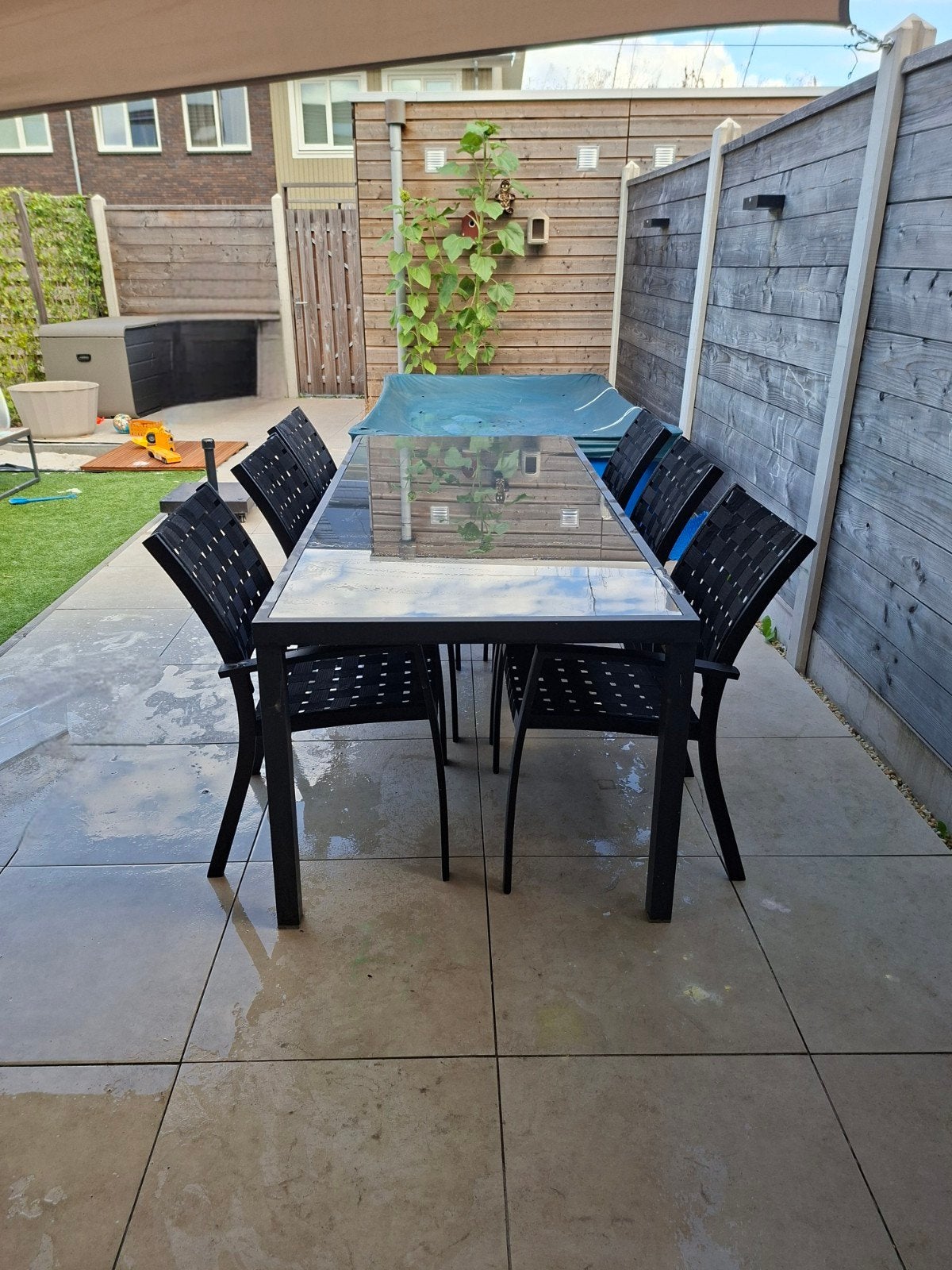 Tuintafel (stoelen zijn al weg), Ophalen, Gebruikt, Aluminium, Stapelbaar