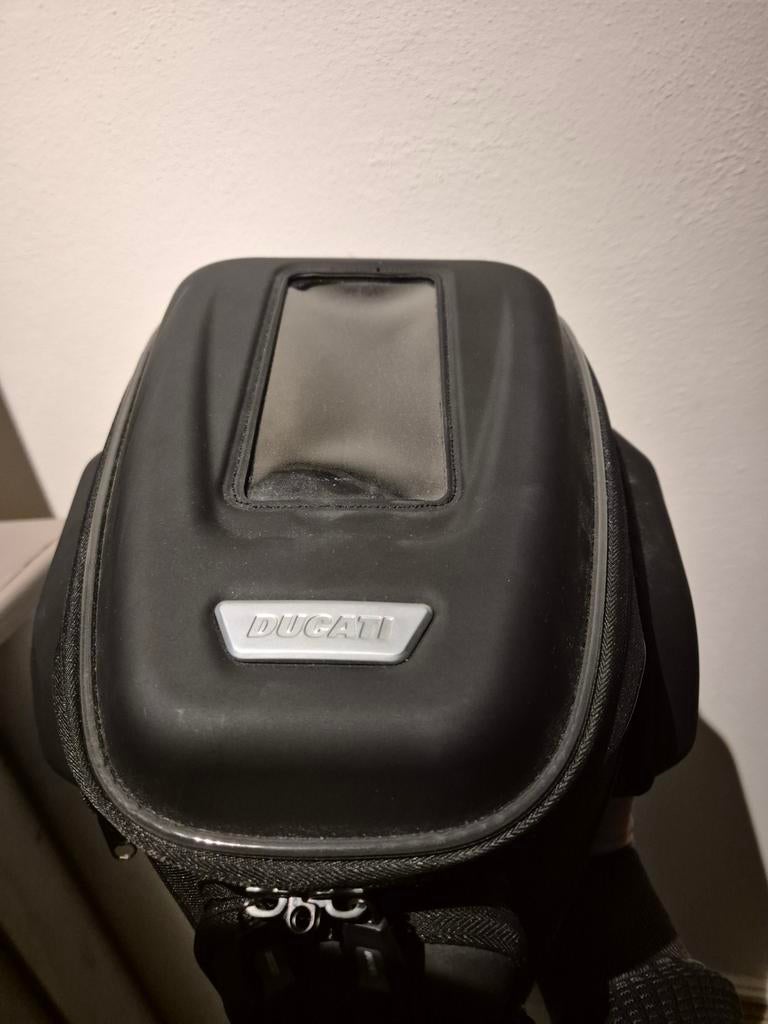 Ducati Tanktas - multistrada v4, Ophalen of Verzenden, Zo goed als nieuw