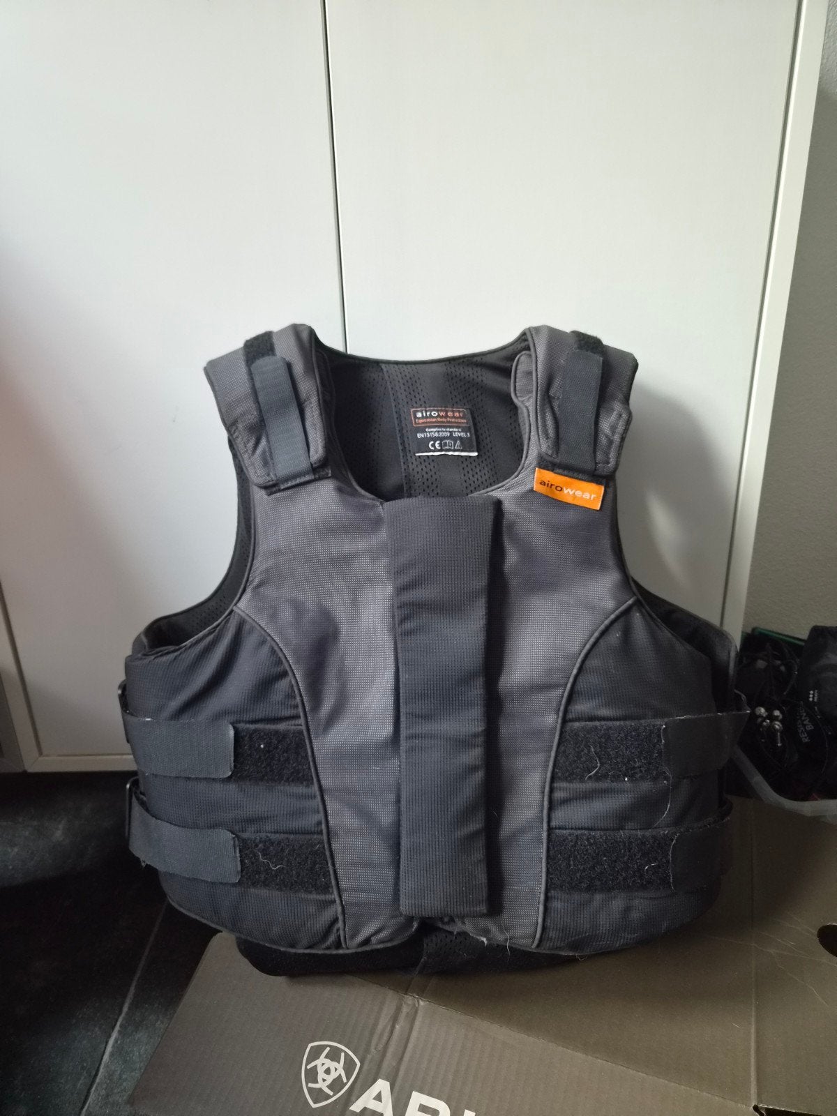Level 3 bodyprotector Aerowear, weinig gebruikt, Dieren en Toebehoren, Ophalen of Verzenden, Zo goed als nieuw