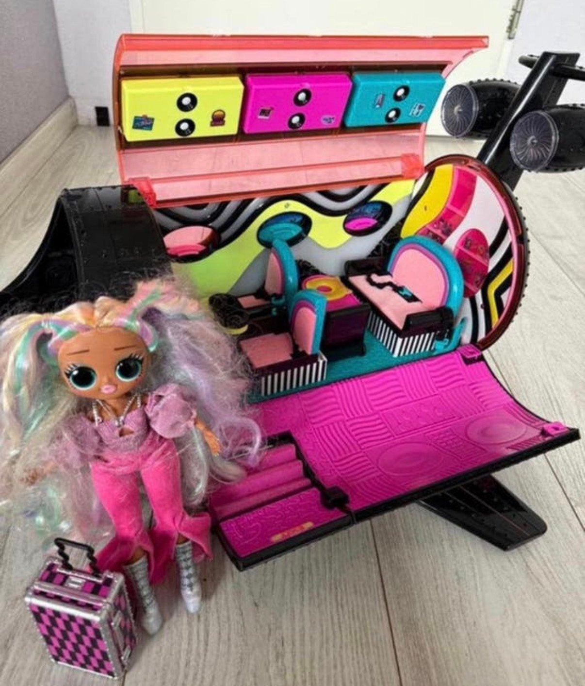 OMG airplane, Ophalen of Verzenden, Zo goed als nieuw