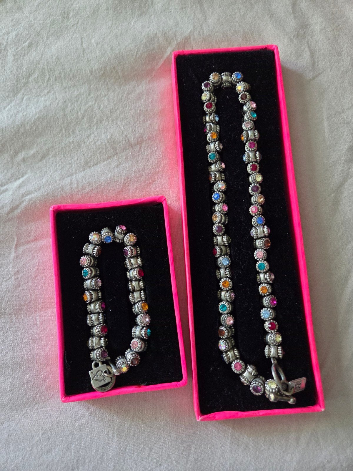 Otazu ketting en armband set, Ophalen