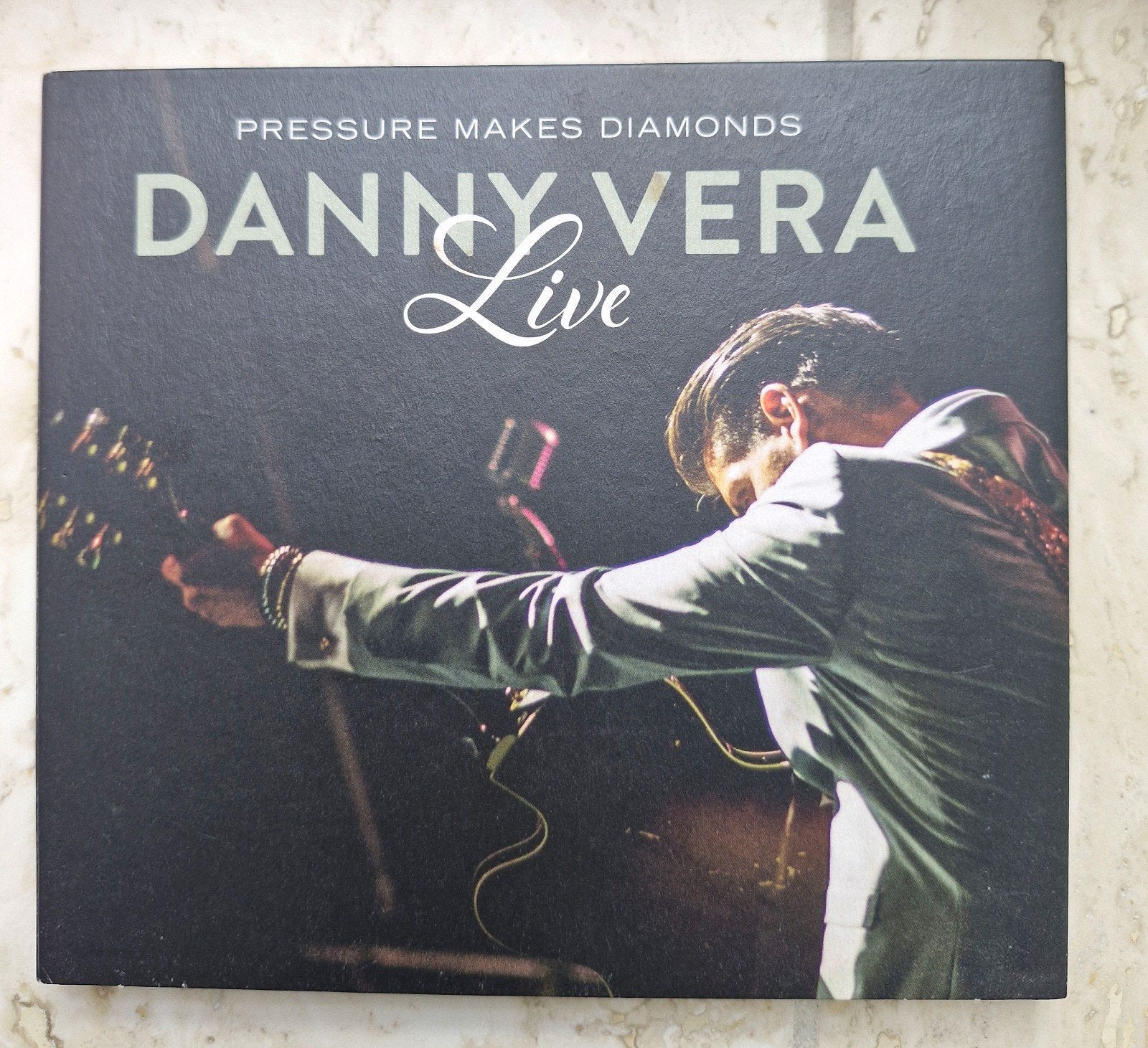 Danny Vera - Pressure Makes Diamonds Live CD, Digipak, Ophalen of Verzenden, Zo goed als nieuw, Album