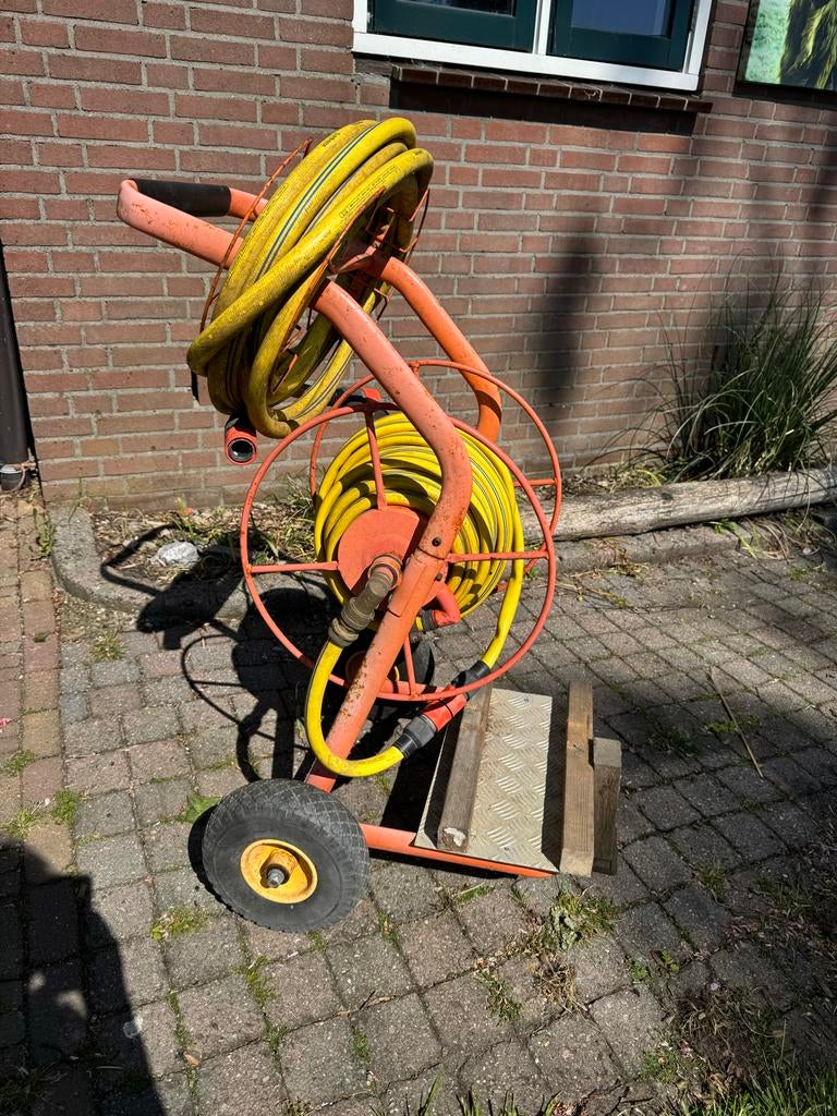 Tuinslanghaspel met slang - Gebruikt, Ophalen, Zo goed als nieuw, Tuinslanghaspel